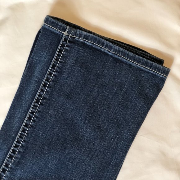 Express Stella Bootcut Jeans - Picture 3 of 8